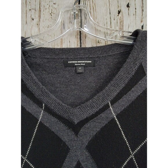 EXPRESS M Merino Wool Argyle Retro Sweater Pullover V-Neck Design Studio EUC! - Picture 2 of 6
